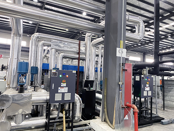 擠塑板質量差？選對擠塑板生產線油溫機是關鍵